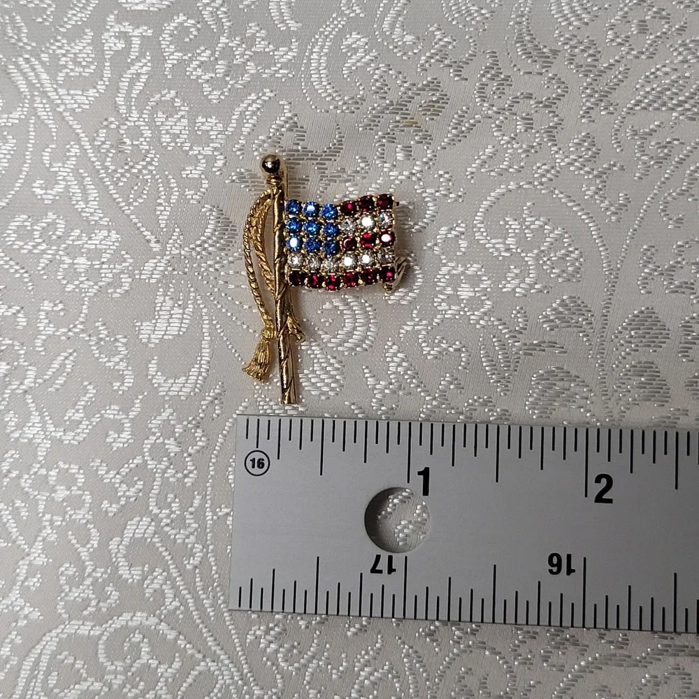 Unbranded American Flag Brooch Women Small Gold Red White Blue Rhinestone Tassel